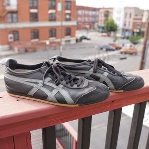 Ontisuka Tiger Black Leather Sneakers